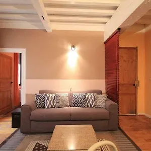  Appartement Chez Colac France